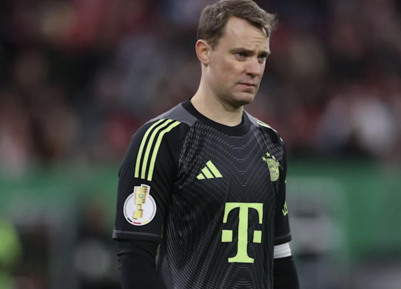 云游戏-图片报：诺伊尔在封闭区域内与球队合练，并参加了对抗训练