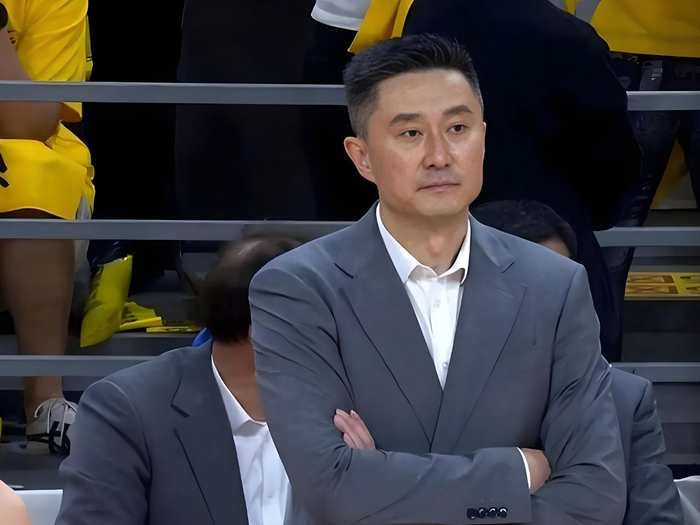 良苦用心！杜锋正在下一盘大棋|广东队|麦考尔|青岛队|徐杰|广东男篮_新浪体育_新浪新闻